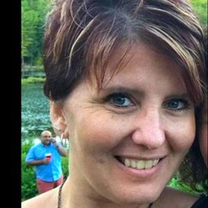 Meet your Posher, Suzanne